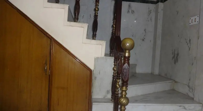 Priyanka Guest House