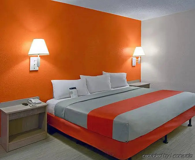 Motel 6 Brattleboro