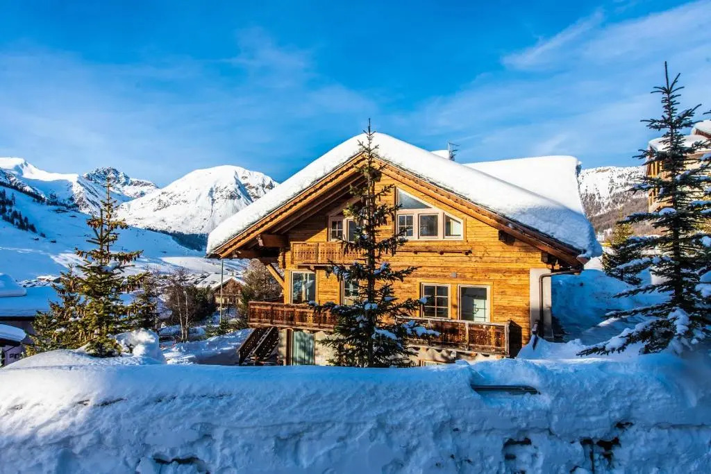 Chalet Snowflake