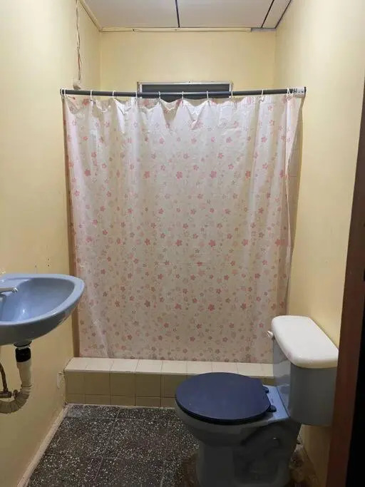 Agradable casa con 3 cuartos 2 baños cómodos..!!