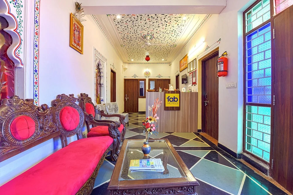 Fabhotel Achrol Palace