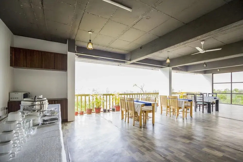 FabHotel IWE Studio Yelahanka