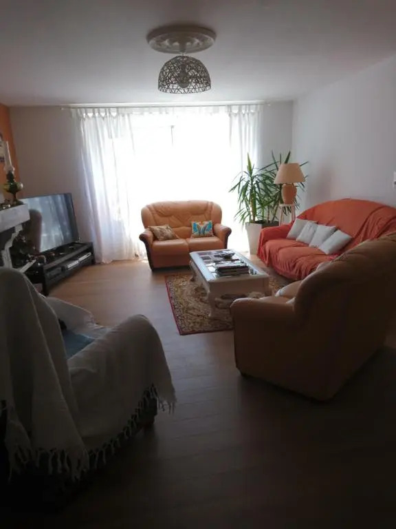 Maison De Village