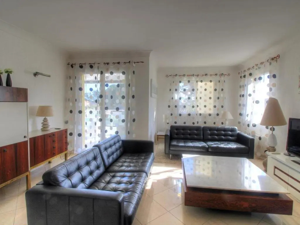 Charmante villa 3 chambres avec piscine privée à 10 min de la plage, climatisée, parking - FR-1-607-26