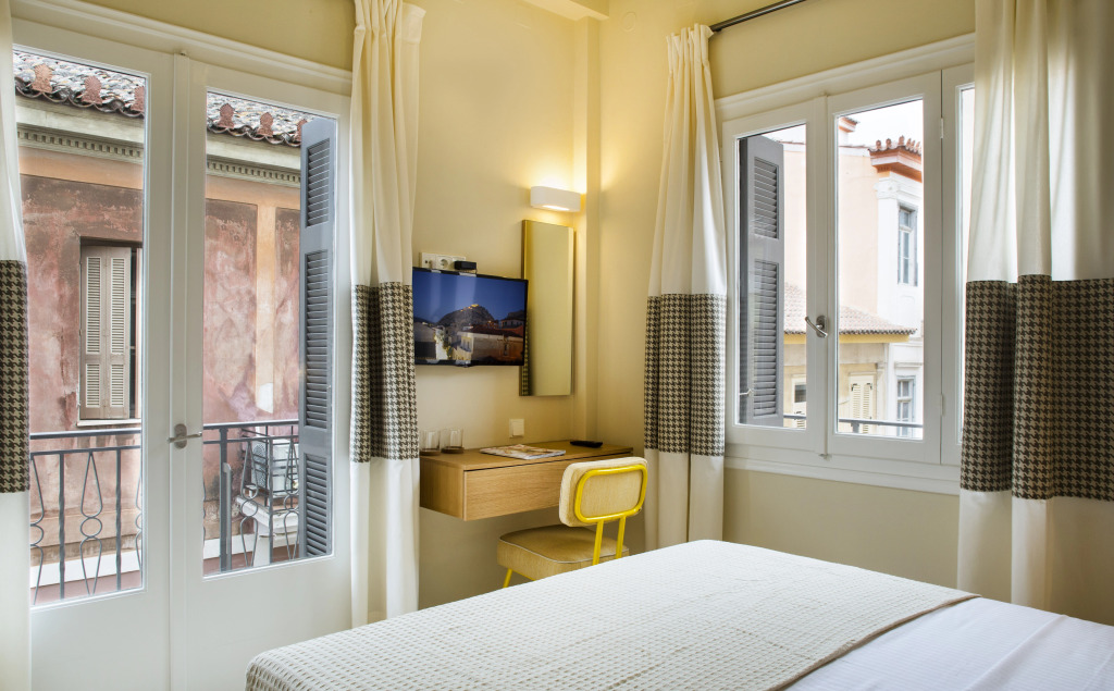 Athena hotel