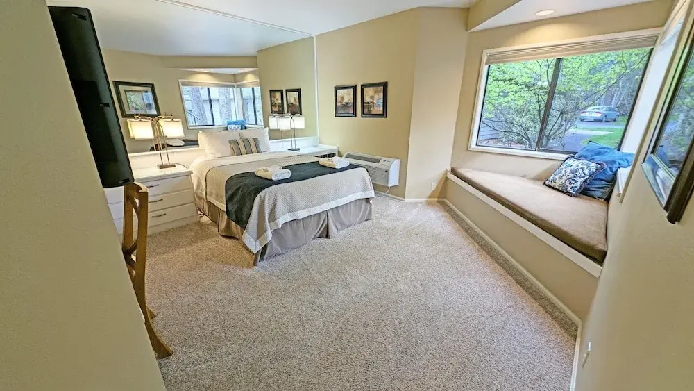 Mt Bachelor Village 332 B 1 Bedroom Condo