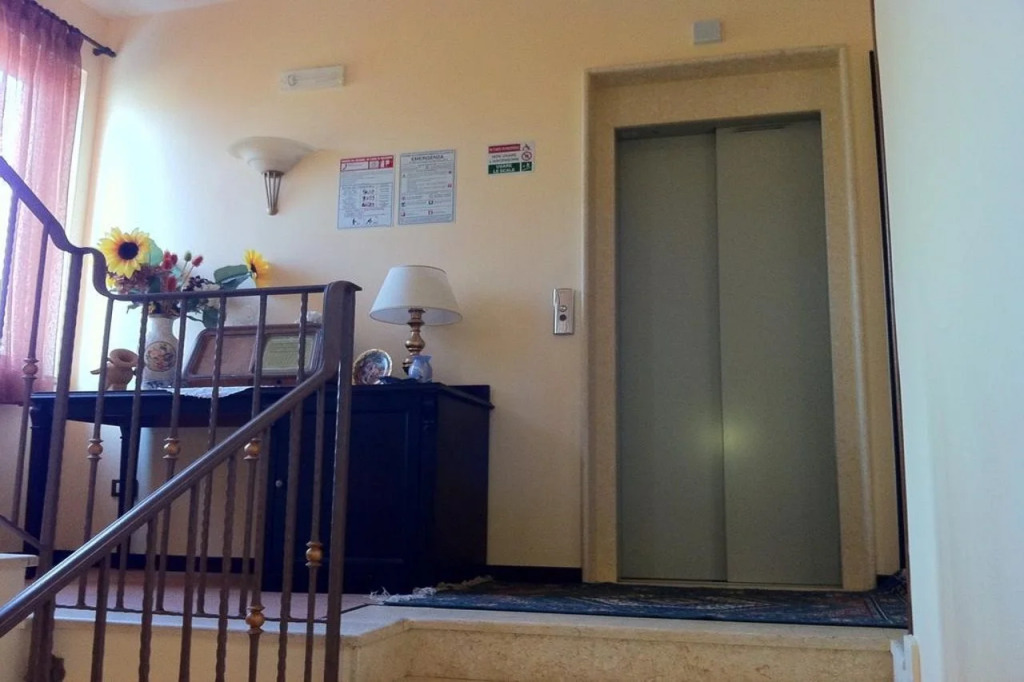 Sammartano Hotels