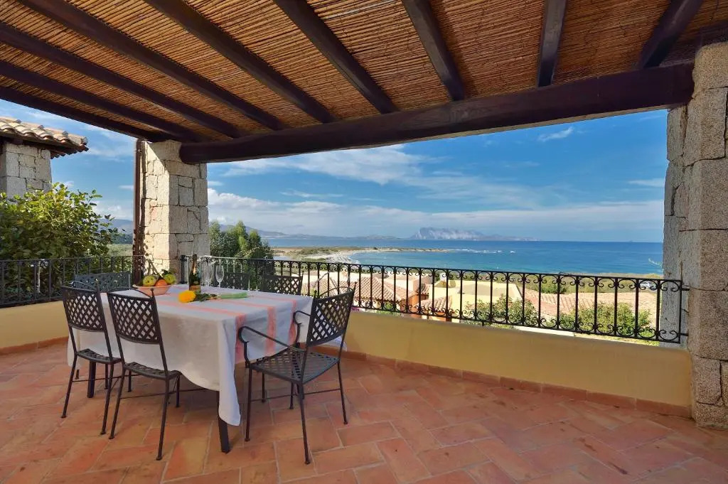Villa Isuledda Beach