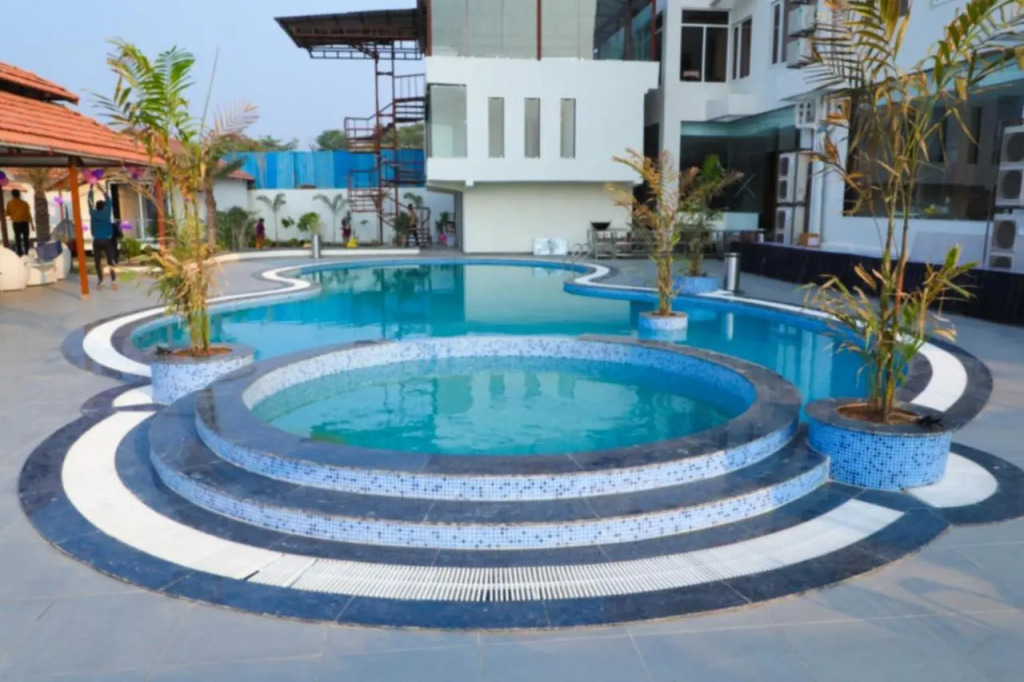 Hotel Purple Orchid
