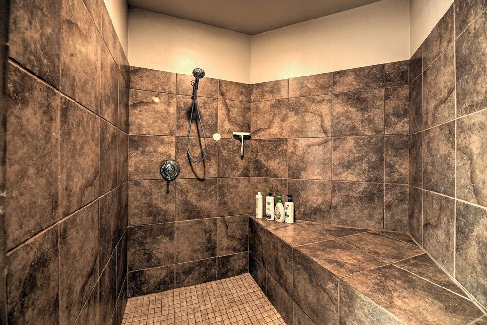 Game Room & Community Amenities: Overgaard Home!