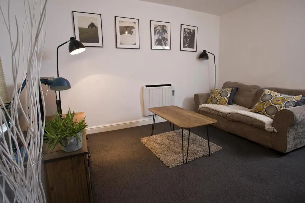 Flat 1 Bellevue