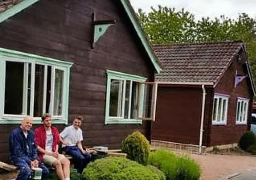 River Edge Lodges