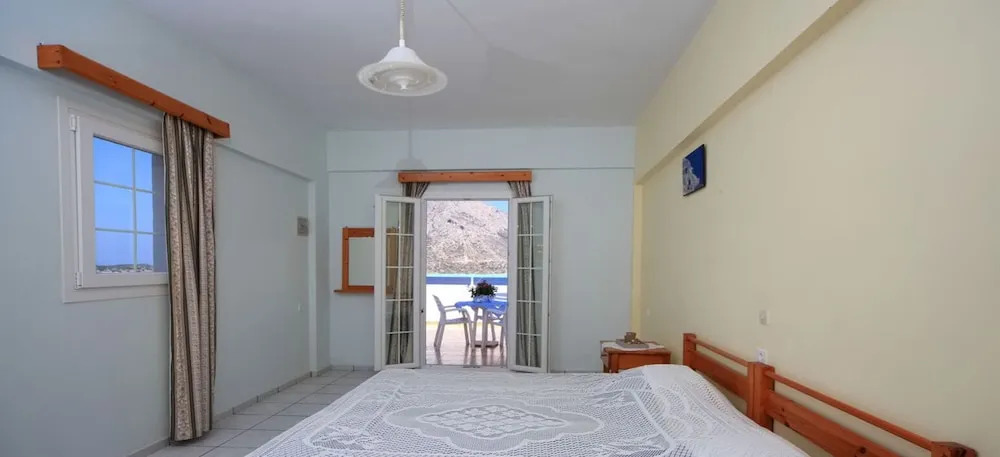 Studios Triantafillos