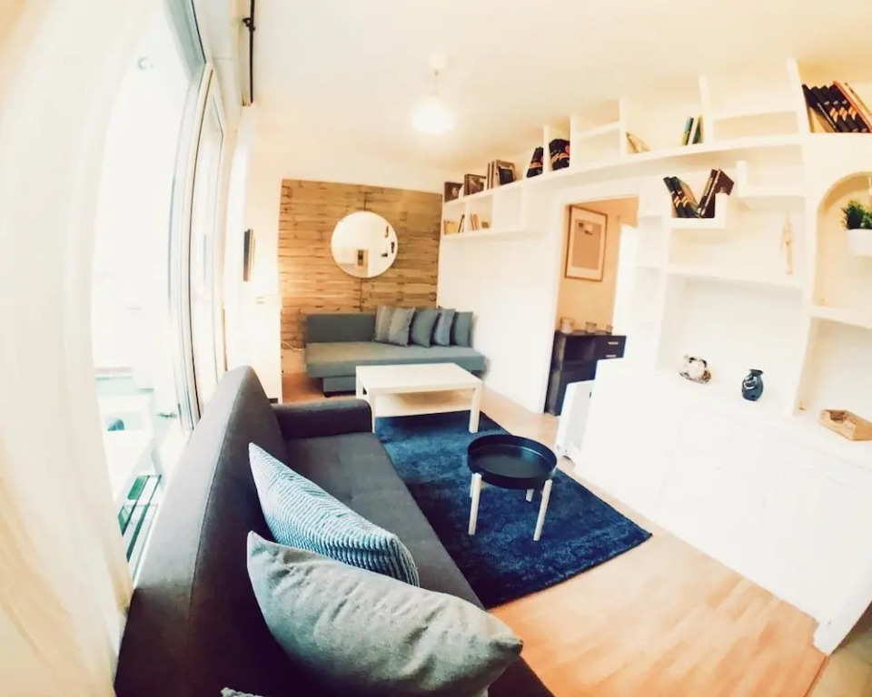 Lollipop Flats City Center Petite Suite III