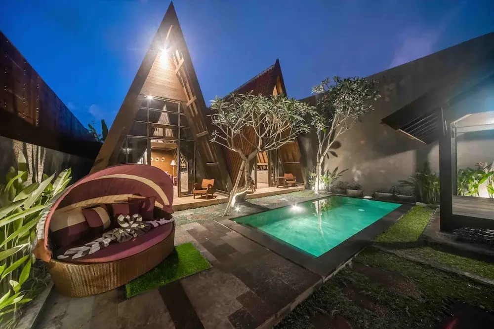 Rumah Kayu Tatiya Villa