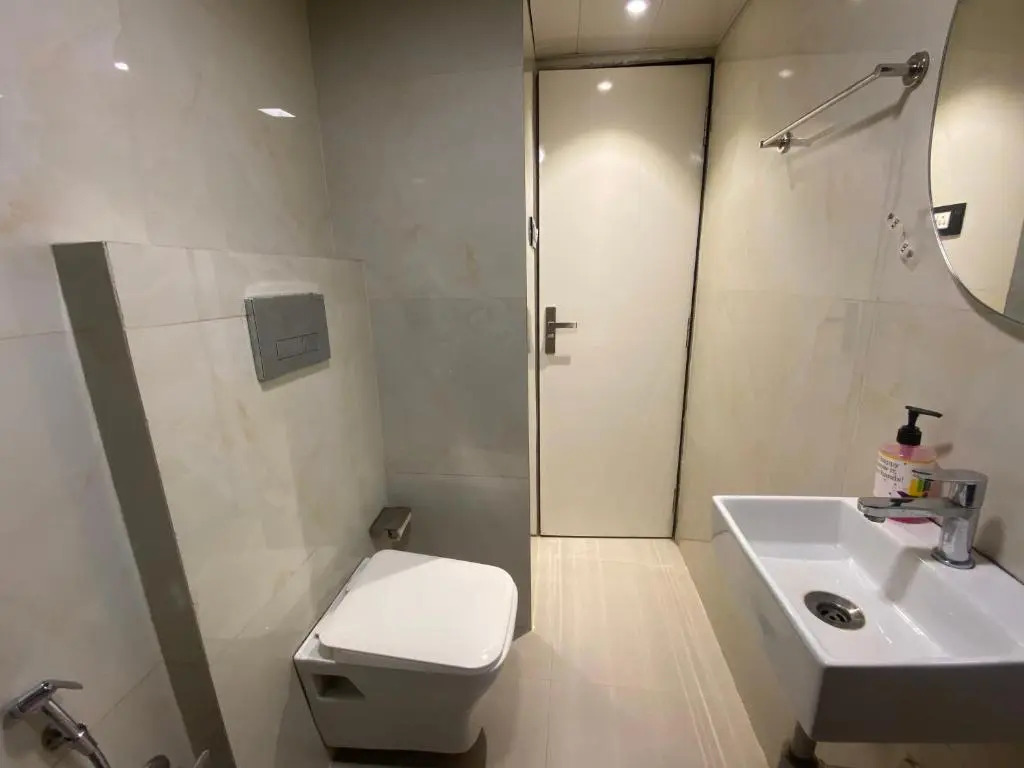 FabHotel Golden Star