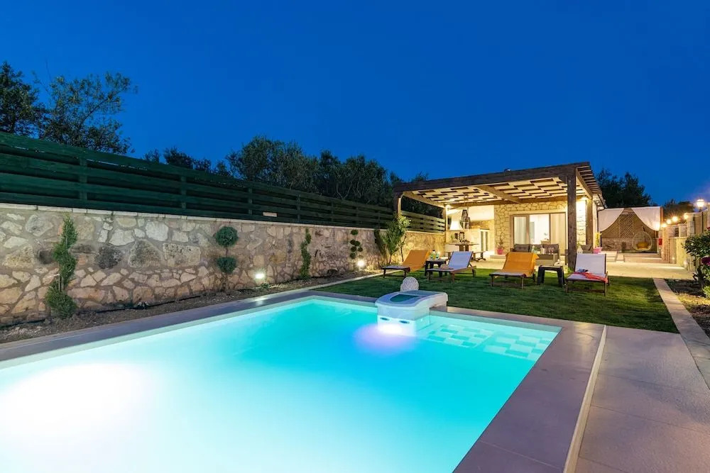 Vesta Villa