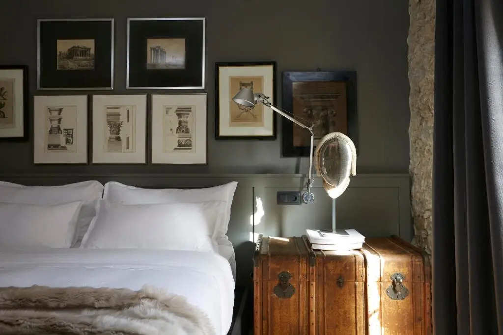 Llimona Suites