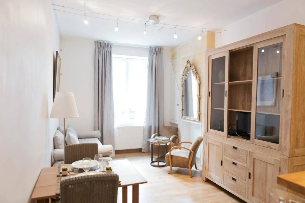 Appartements - Visit in Bordeaux