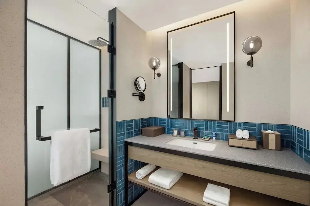 Four Points by Sheraton Wuyuan