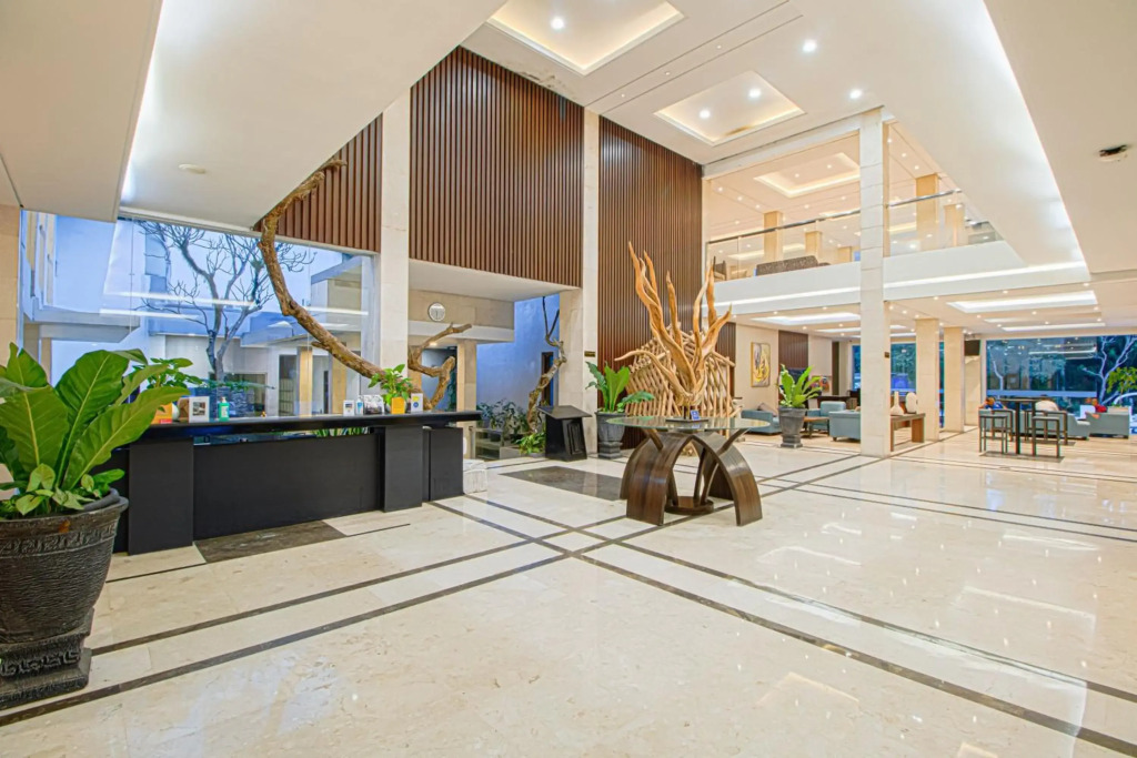 Grand Arjuna Hotel