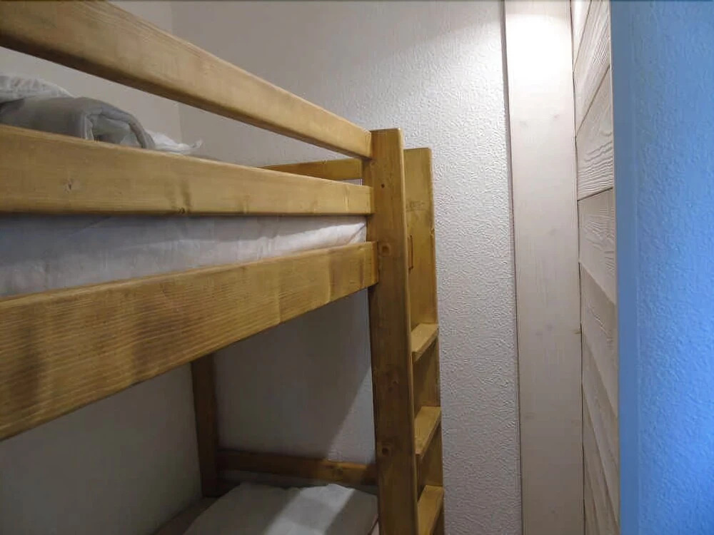 Lou Services Apartment THA16 LSI 001
