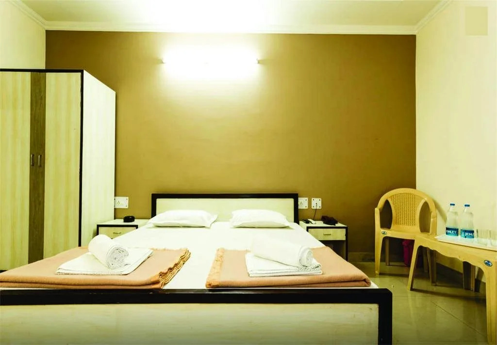 OYO 12784 Fabebo Hotel