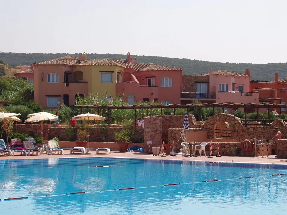 Costarossa Village