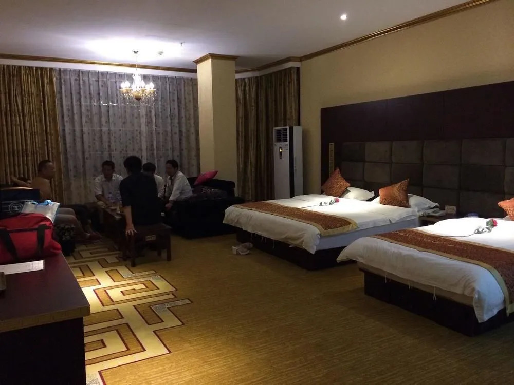 Jianshui San Long Hotel
