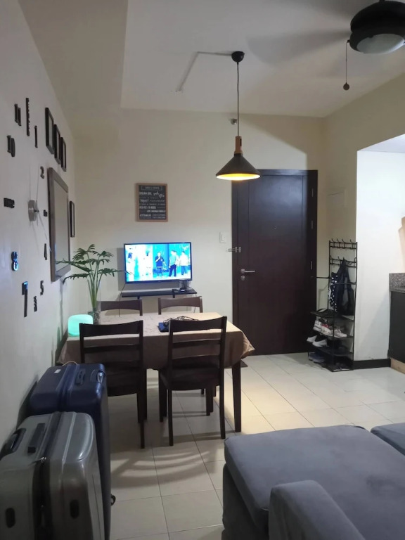 Condo Staycation in SLP Bangkal Makati