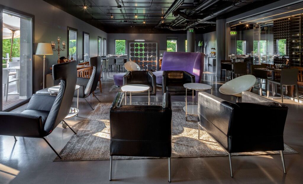The Aries Hotel