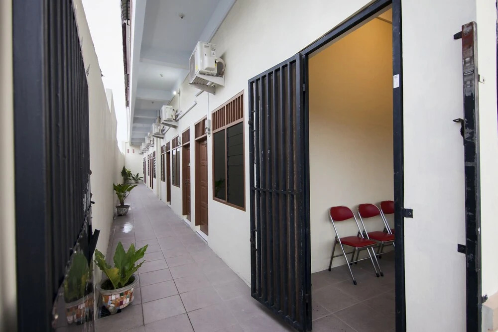 OYO 885 Tangkul Residence