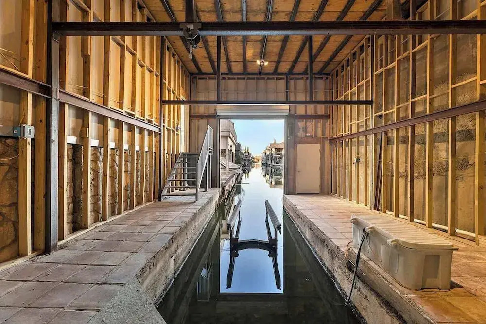 Luxury on Lake LBJ With Hot Tub Firepit & Boat Slip