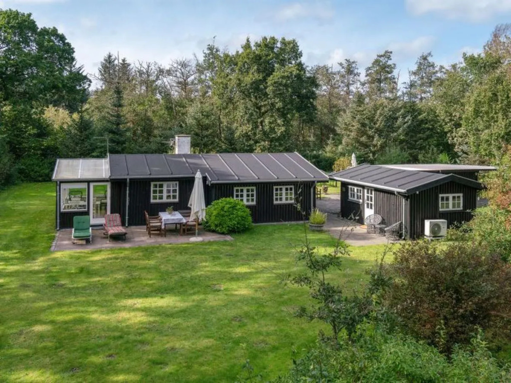 Holiday Home Arnborg - 2km from the sea by Interhome