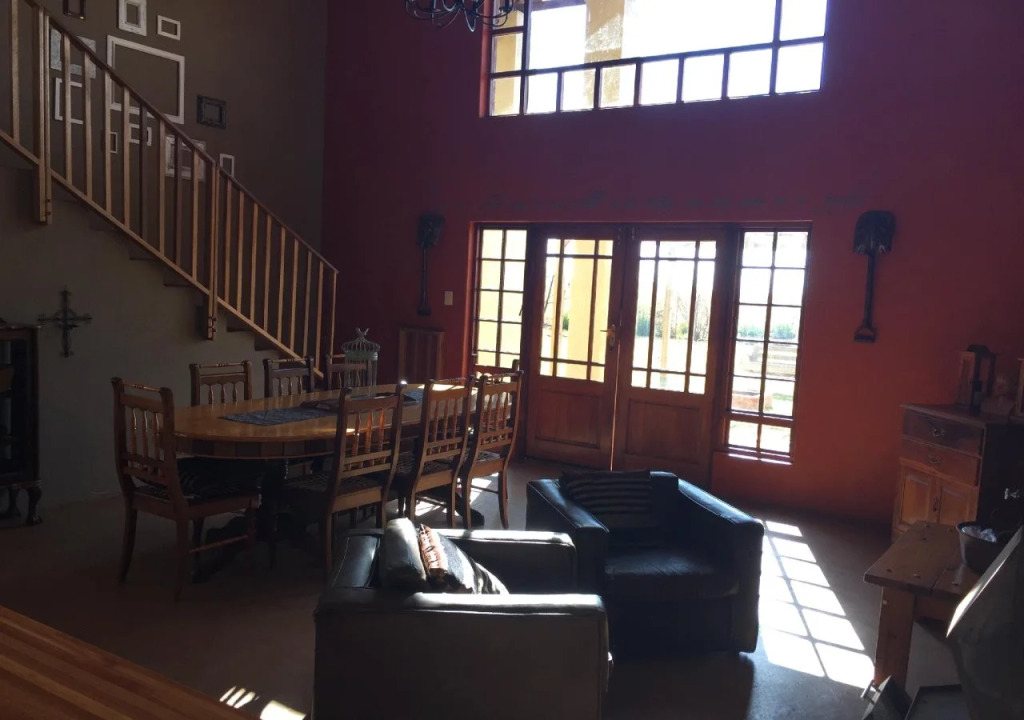 White Linen Guesthouse