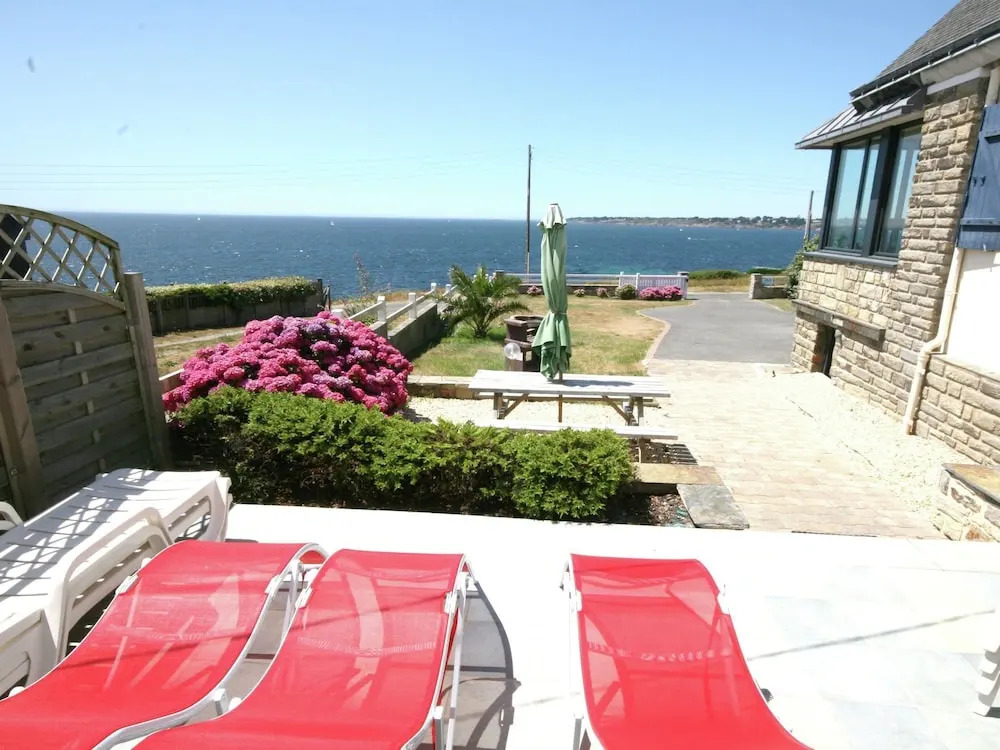 Seafront Villa in Finistère