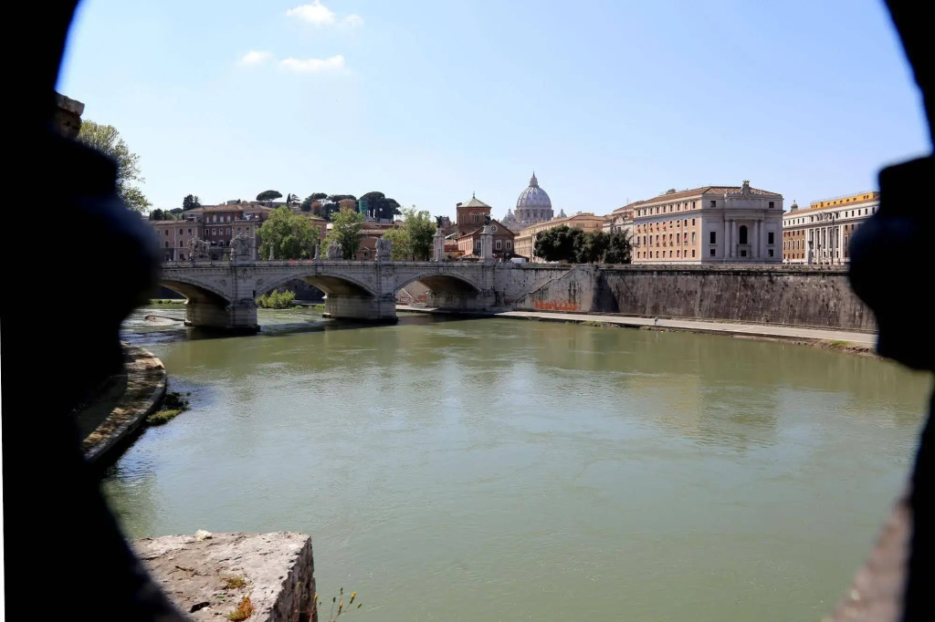Caroline Rooms Rome