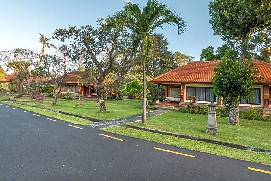 Бунгало Deluxe в Отель Bali Beach