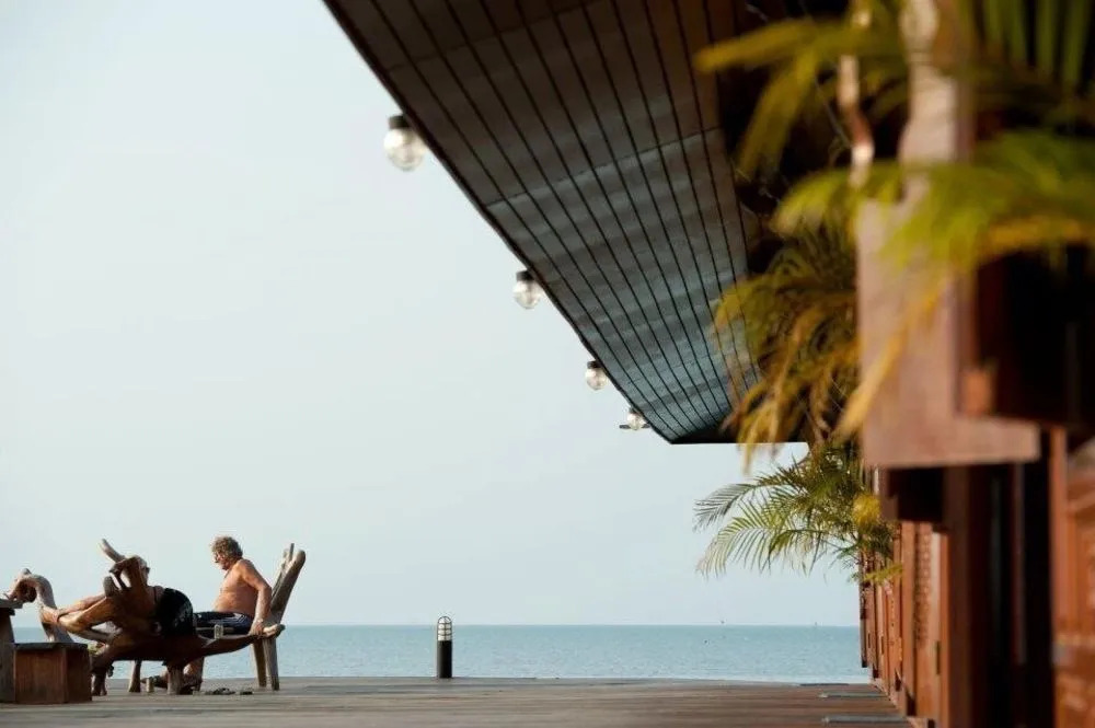 Ruenton Resort เรือนต้น รีสอร์ท