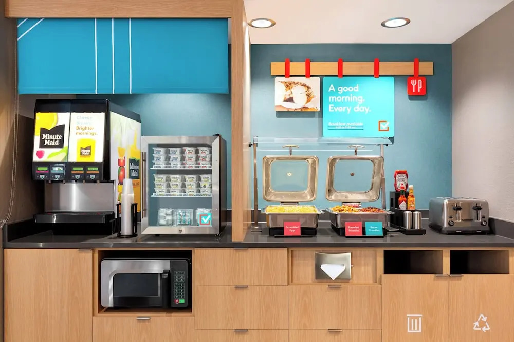 avid Hotel Redding by IHG