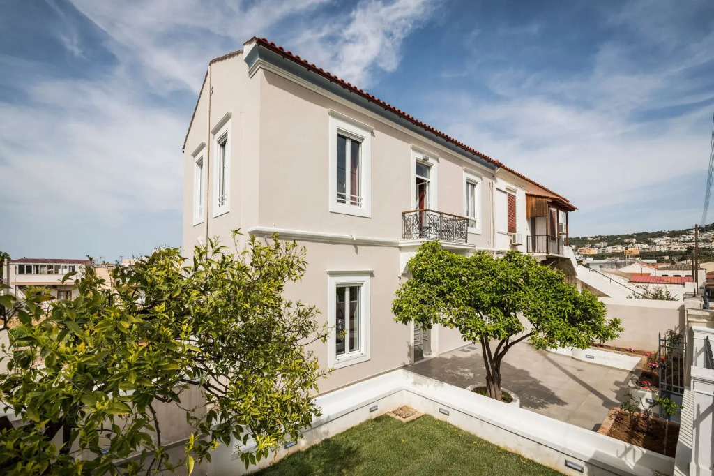 Camara Residence
