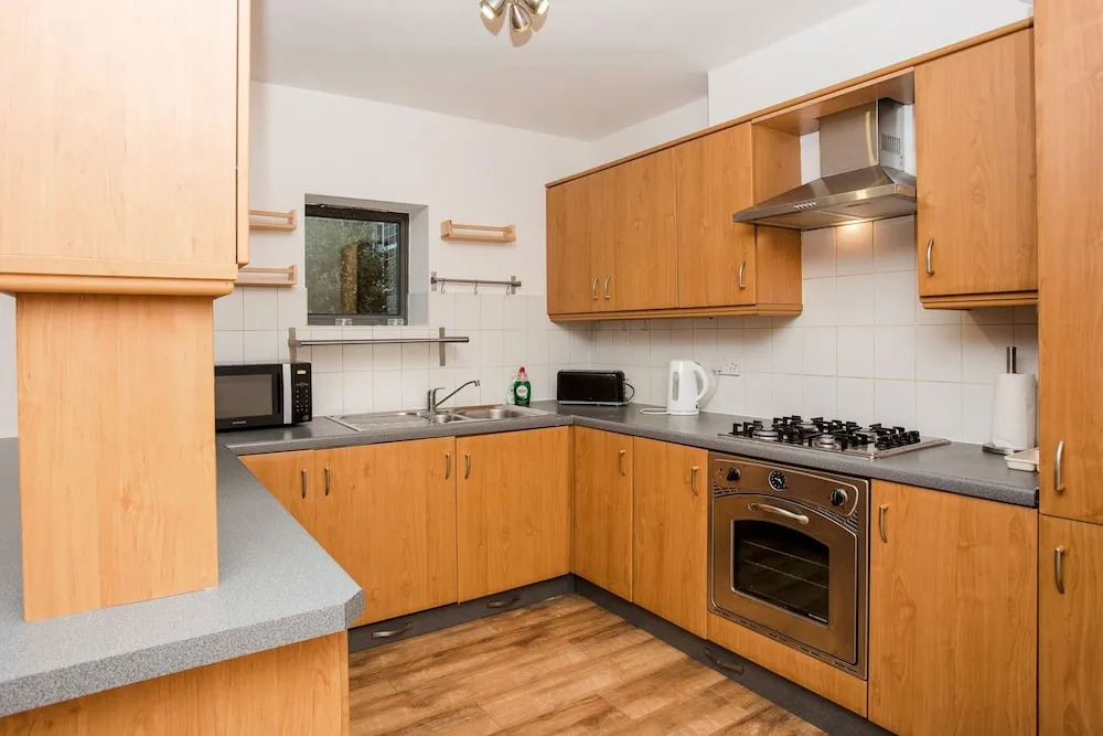 Bright 2Bed Water Side Flat