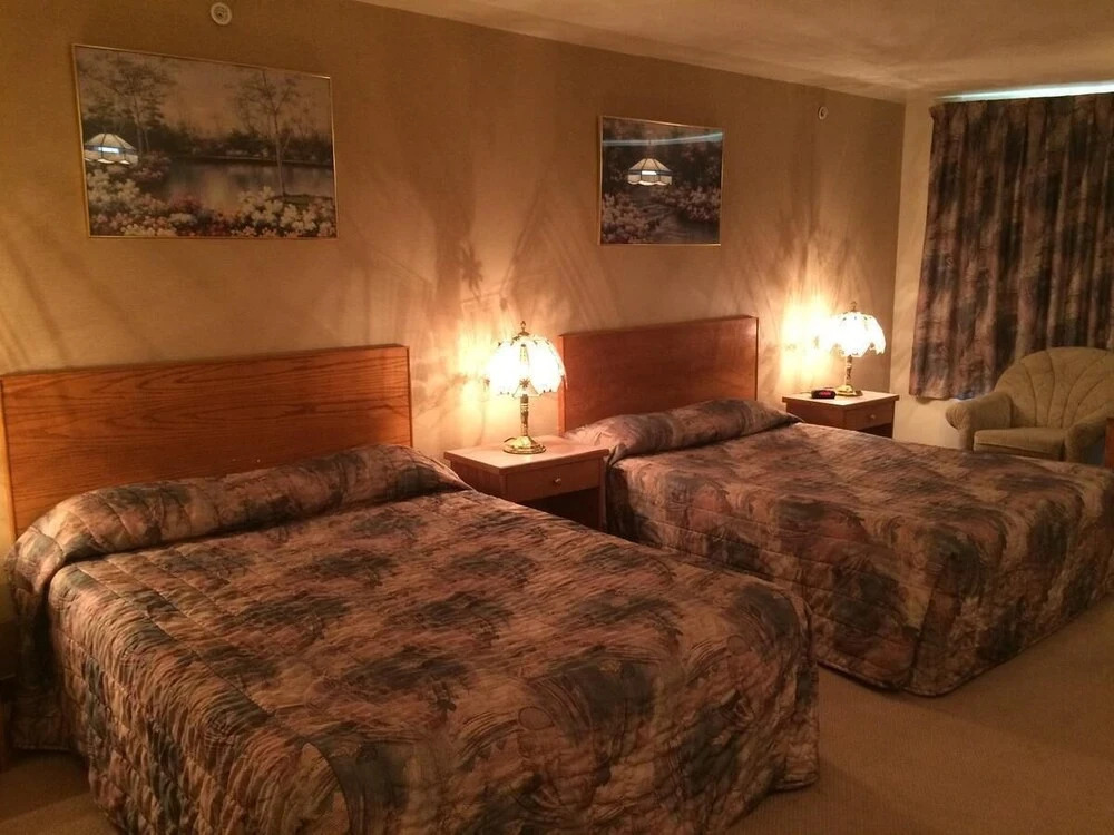 Western Budget Motel #1 & 2 Whitecourt