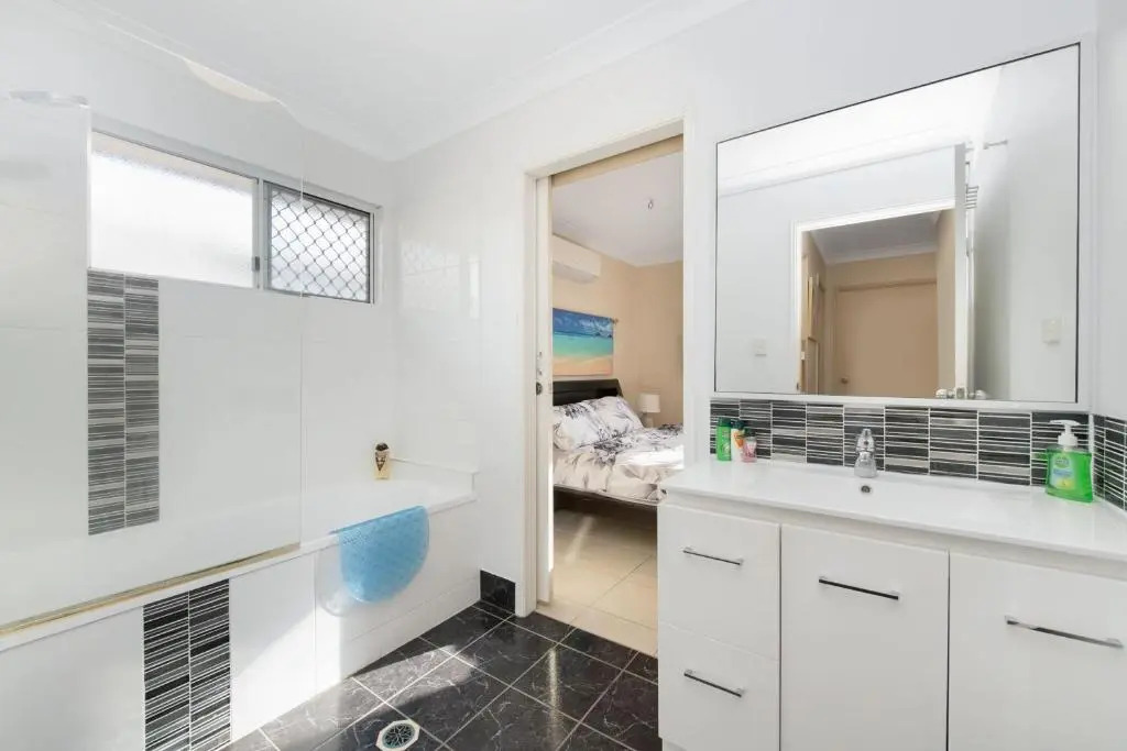 Lovely 3BR Holiday Home with Pool