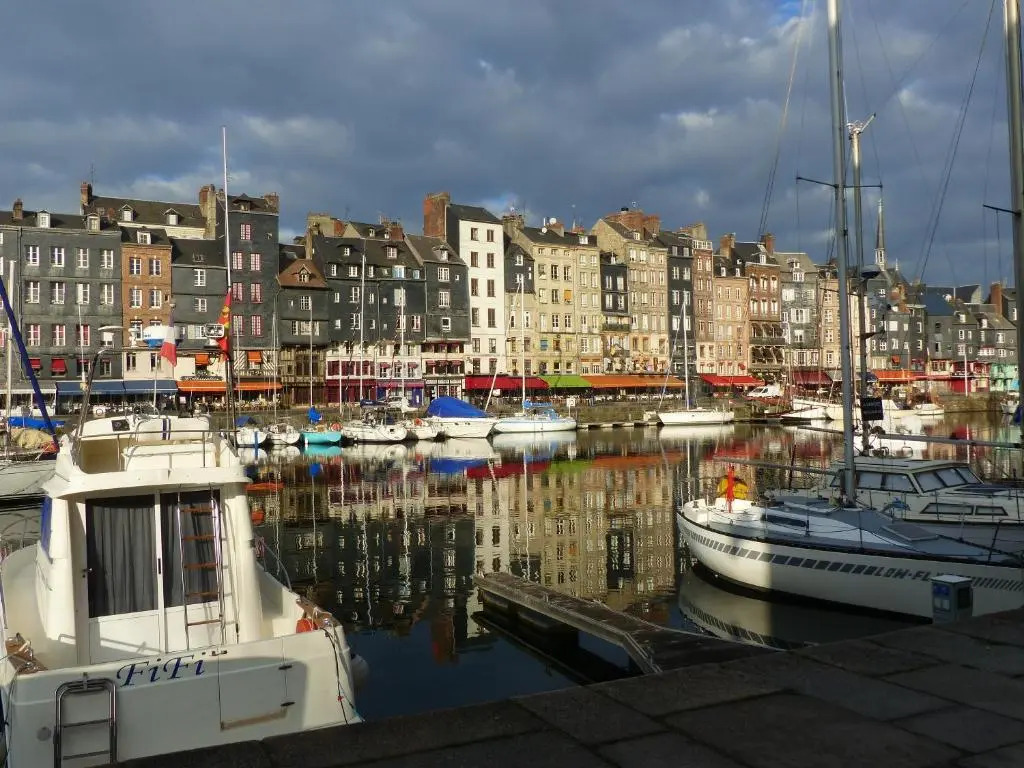 Maison de 2 chambres avec wifi a Honfleur