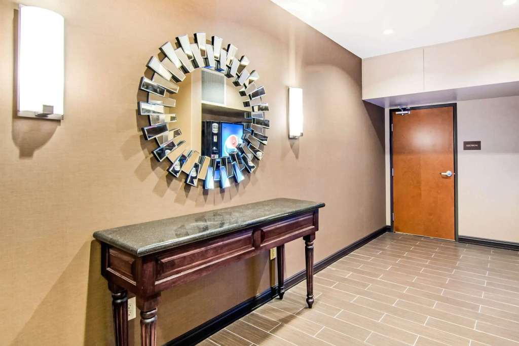 Comfort Inn & Suites Independence