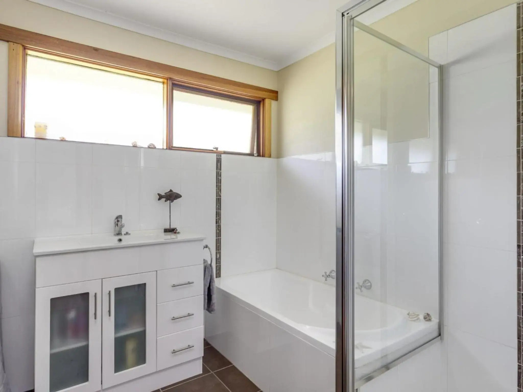 Poolside Getaway Dromana