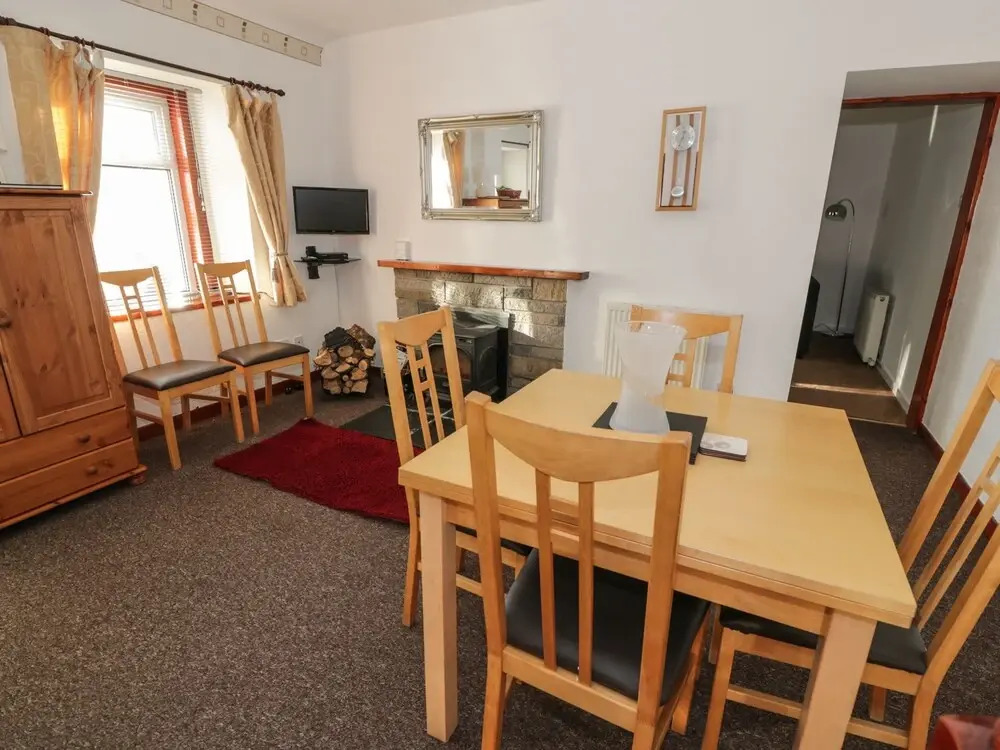 3 Kirminnoch Cottages
