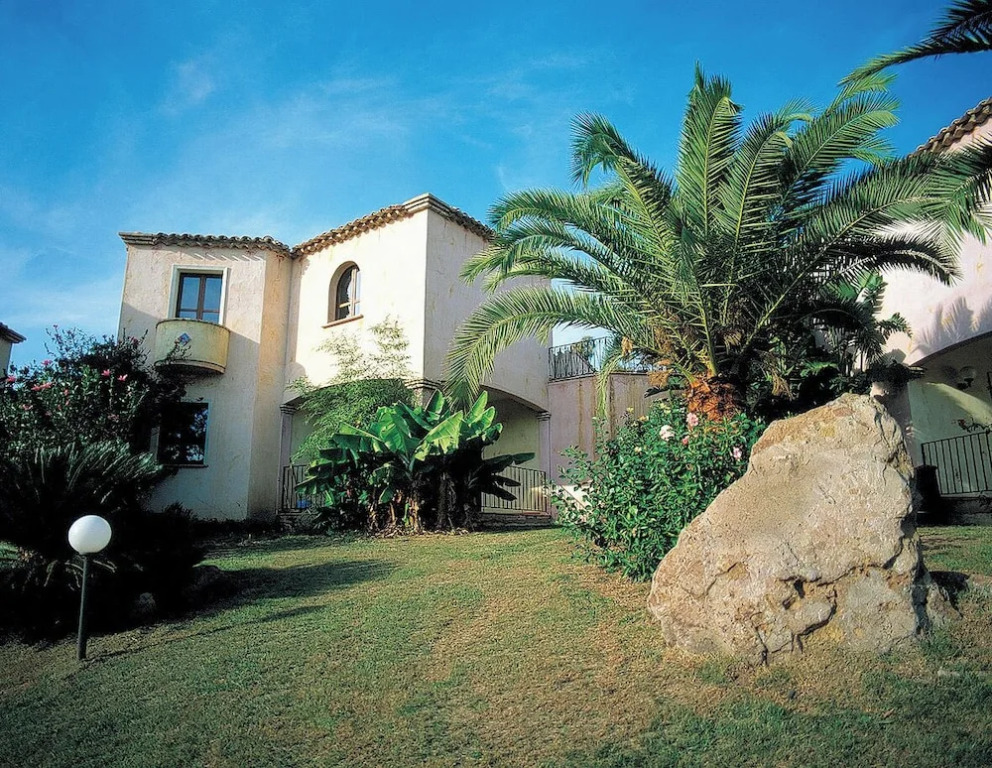 Simple Gem of Le Dimore di Budoni 2 Bedroom Sleeps 6