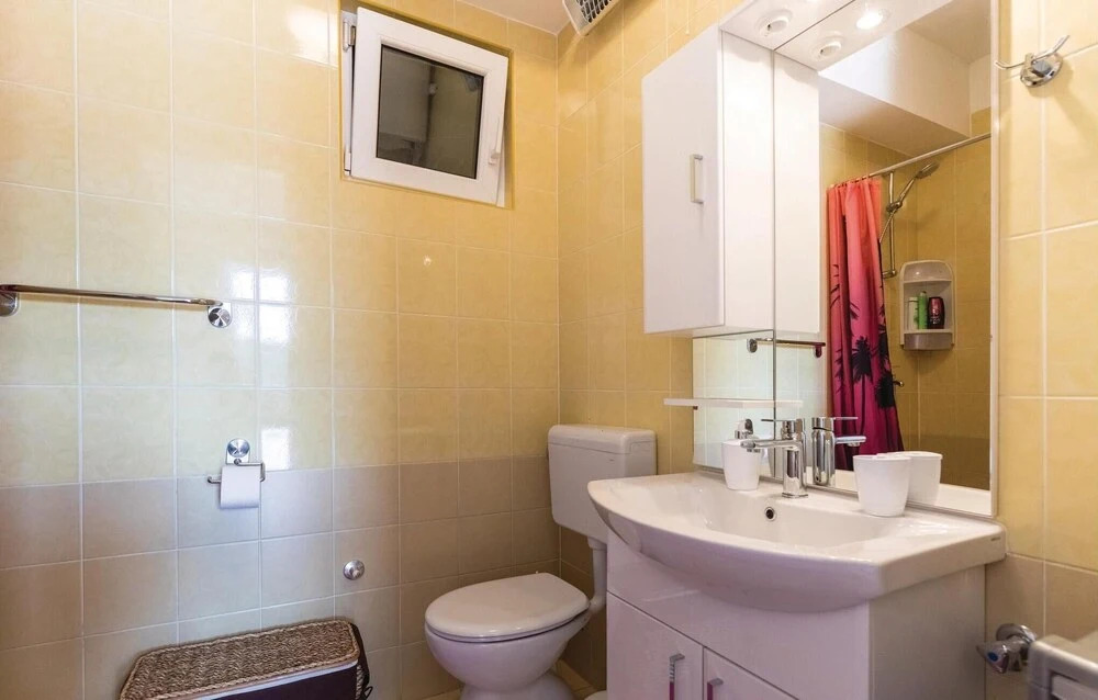 Beautiful Home In Bacina
